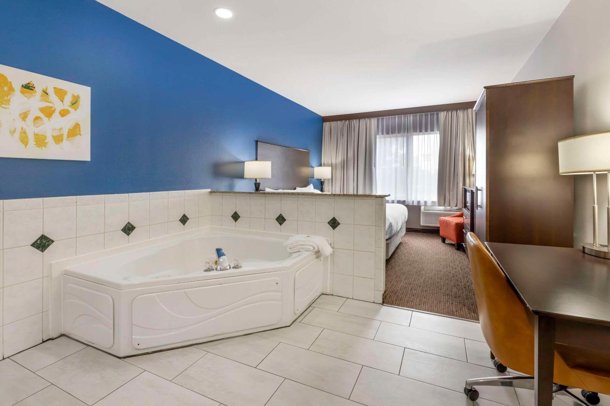 Comfort Inn & Suites New Lisbon Luaran gambar