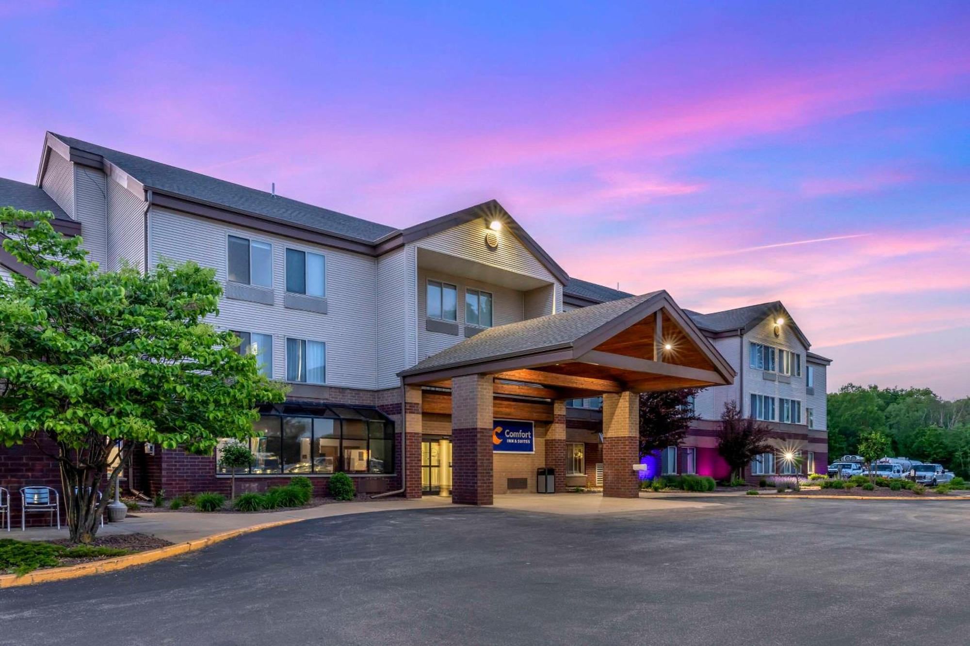 Comfort Inn & Suites New Lisbon Luaran gambar