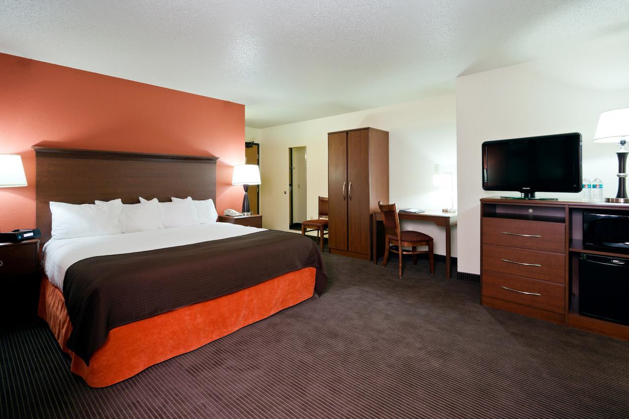 Comfort Inn & Suites New Lisbon Luaran gambar